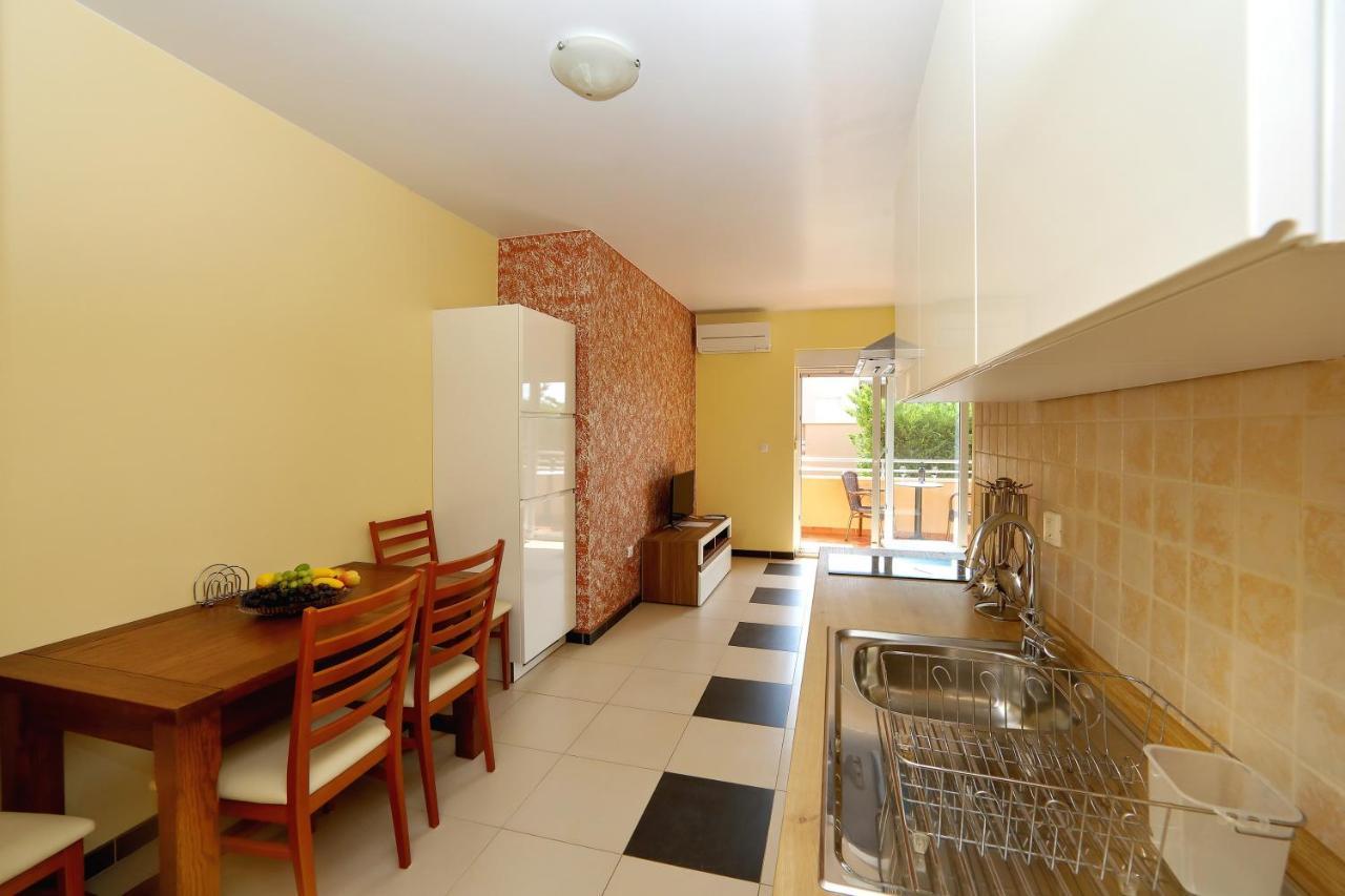 Villa Palma Sukosan Bagian luar foto