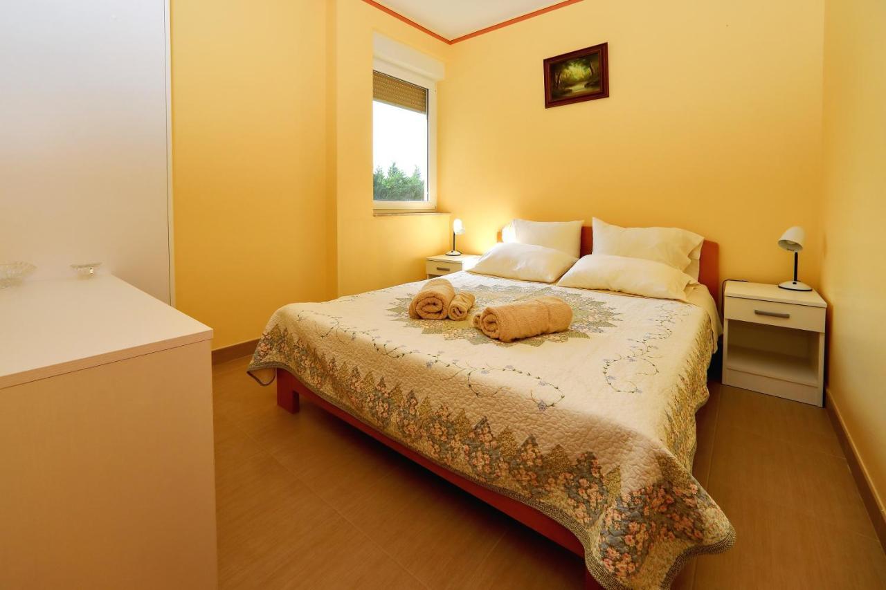 Villa Palma Sukosan Bagian luar foto